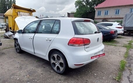 Volkswagen Golf VI, 2011 год, 300 000 рублей, 2 фотография