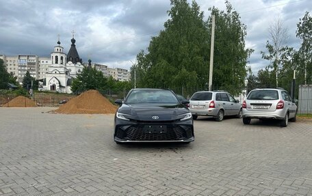Toyota Camry, 2025 год, 4 400 000 рублей, 3 фотография