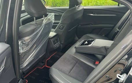 Toyota Camry, 2025 год, 4 400 000 рублей, 12 фотография