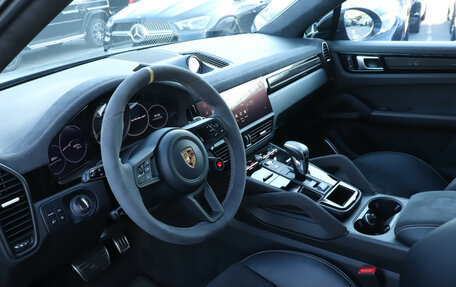 Porsche Cayenne III, 2021 год, 16 000 000 рублей, 14 фотография