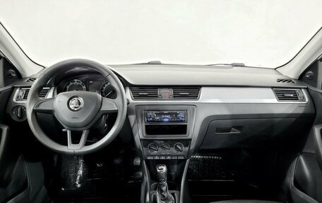 Skoda Rapid I, 2017 год, 840 000 рублей, 5 фотография