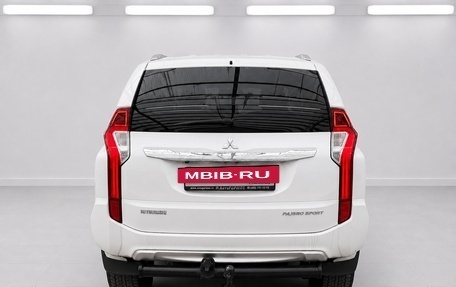 Mitsubishi Pajero Sport III рестайлинг, 2018 год, 3 050 000 рублей, 3 фотография
