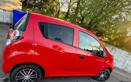 Chevrolet Spark III, 2012 год, 580 000 рублей, 2 фотография