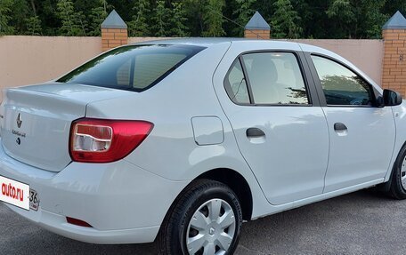 Renault Logan II, 2017 год, 650 000 рублей, 4 фотография