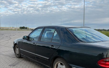Mercedes-Benz E-Класс, 2001 год, 570 000 рублей, 20 фотография