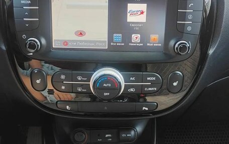 KIA Soul II рестайлинг, 2018 год, 1 750 000 рублей, 11 фотография