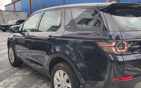Land Rover Discovery Sport I рестайлинг, 2017 год, 2 500 000 рублей, 8 фотография