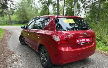 KIA cee'd I рестайлинг, 2011 год, 690 000 рублей, 4 фотография
