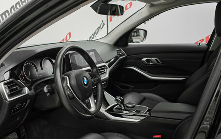 BMW 3 серия, 2020 год, 3 280 000 рублей, 10 фотография