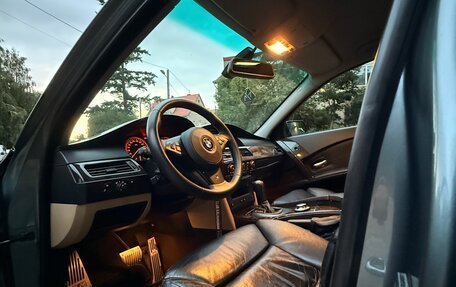 BMW 5 серия, 2004 год, 1 250 000 рублей, 26 фотография
