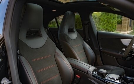 Mercedes-Benz CLA AMG, 2020 год, 2 650 000 рублей, 24 фотография