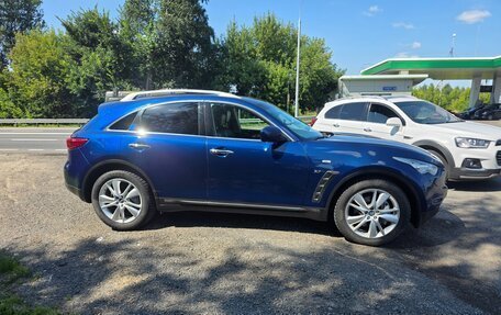 Infiniti QX70, 2017 год, 2 600 000 рублей, 5 фотография