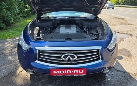 Infiniti QX70, 2017 год, 2 600 000 рублей, 29 фотография
