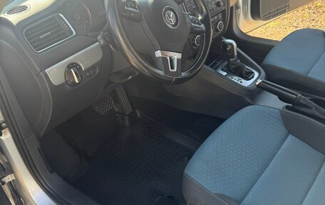 Volkswagen Jetta VI, 2013 год, 820 000 рублей, 9 фотография