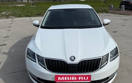 Skoda Octavia, 2017 год, 1 630 000 рублей, 2 фотография