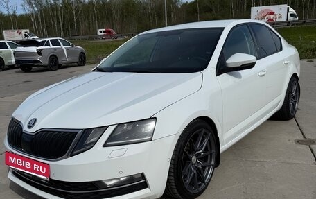 Skoda Octavia, 2017 год, 1 630 000 рублей, 3 фотография