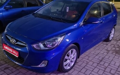 Hyundai Solaris II рестайлинг, 2011 год, 660 000 рублей, 1 фотография