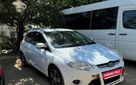 Ford Focus III, 2013 год, 385 000 рублей, 2 фотография