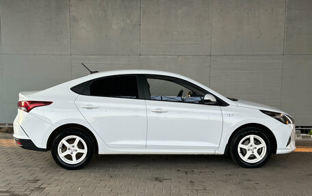 Hyundai Solaris II рестайлинг, 2020 год, 1 719 000 рублей, 8 фотография