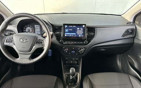 Hyundai Solaris II рестайлинг, 2020 год, 1 719 000 рублей, 14 фотография