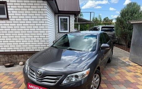 Toyota Camry, 2011 год, 1 600 000 рублей, 1 фотография
