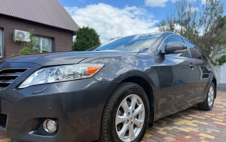 Toyota Camry, 2011 год, 1 600 000 рублей, 3 фотография