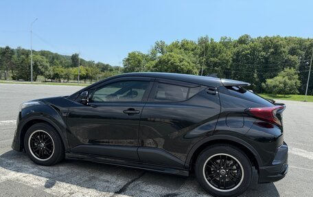 Toyota C-HR I рестайлинг, 2018 год, 1 750 000 рублей, 10 фотография