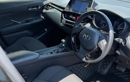 Toyota C-HR I рестайлинг, 2018 год, 1 750 000 рублей, 16 фотография