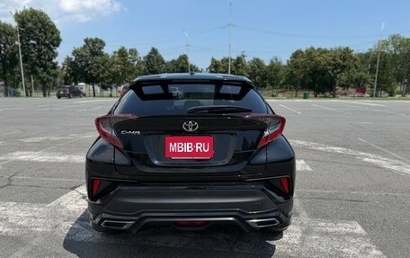Toyota C-HR I рестайлинг, 2018 год, 1 750 000 рублей, 11 фотография