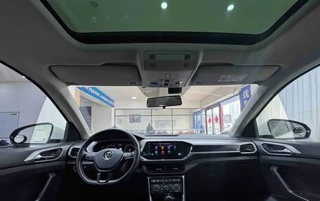 Volkswagen T-Cross I, 2022 год, 1 410 005 рублей, 7 фотография