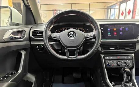 Volkswagen T-Cross I, 2022 год, 1 410 005 рублей, 8 фотография