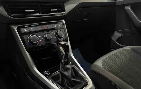 Volkswagen T-Cross I, 2022 год, 1 410 005 рублей, 15 фотография