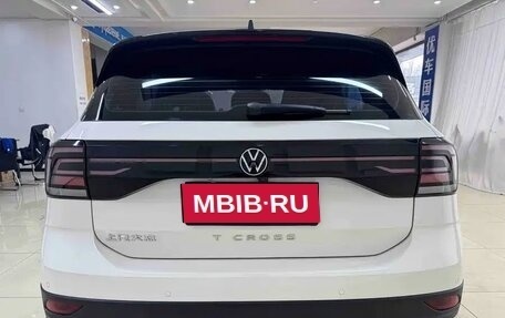 Volkswagen T-Cross I, 2022 год, 1 410 005 рублей, 6 фотография