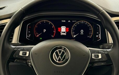 Volkswagen T-Roc I, 2022 год, 1 682 700 рублей, 9 фотография