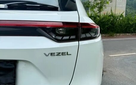 Honda Vezel, 2022 год, 1 530 005 рублей, 6 фотография