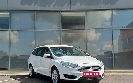 Ford Focus III, 2016 год, 599 000 рублей, 2 фотография