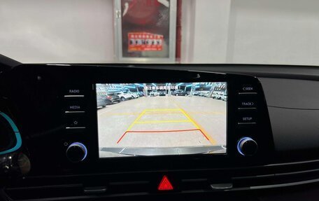 Hyundai Elantra, 2023 год, 1 744 700 рублей, 13 фотография