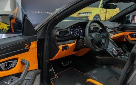 Lamborghini Urus I, 2023 год, 35 900 000 рублей, 16 фотография