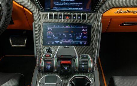 Lamborghini Urus I, 2023 год, 35 900 000 рублей, 21 фотография
