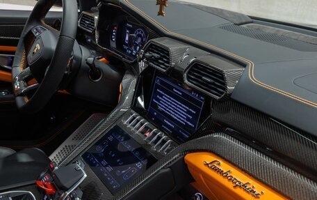 Lamborghini Urus I, 2023 год, 35 900 000 рублей, 27 фотография