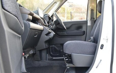 Daihatsu Move, 2025 год, 890 000 рублей, 26 фотография