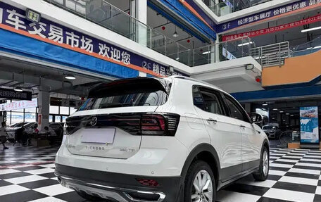 Volkswagen T-Cross I, 2022 год, 1 179 200 рублей, 6 фотография