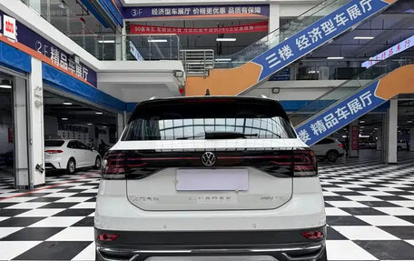 Volkswagen T-Cross I, 2022 год, 1 179 200 рублей, 5 фотография