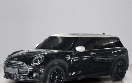 MINI Clubman, 2023 год, 1 801 555 рублей, 1 фотография