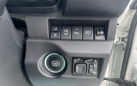 Suzuki Jimny, 2025 год, 1 890 000 рублей, 14 фотография