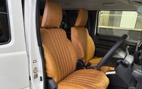 Suzuki Jimny, 2025 год, 1 890 000 рублей, 23 фотография