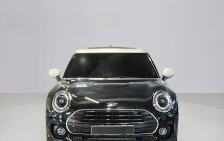 MINI Clubman, 2023 год, 1 801 555 рублей, 2 фотография