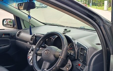 Toyota Wish II, 2004 год, 630 000 рублей, 5 фотография