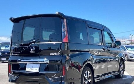 Honda Stepwgn IV, 2022 год, 1 890 099 рублей, 3 фотография