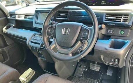 Honda Stepwgn IV, 2022 год, 1 890 099 рублей, 6 фотография